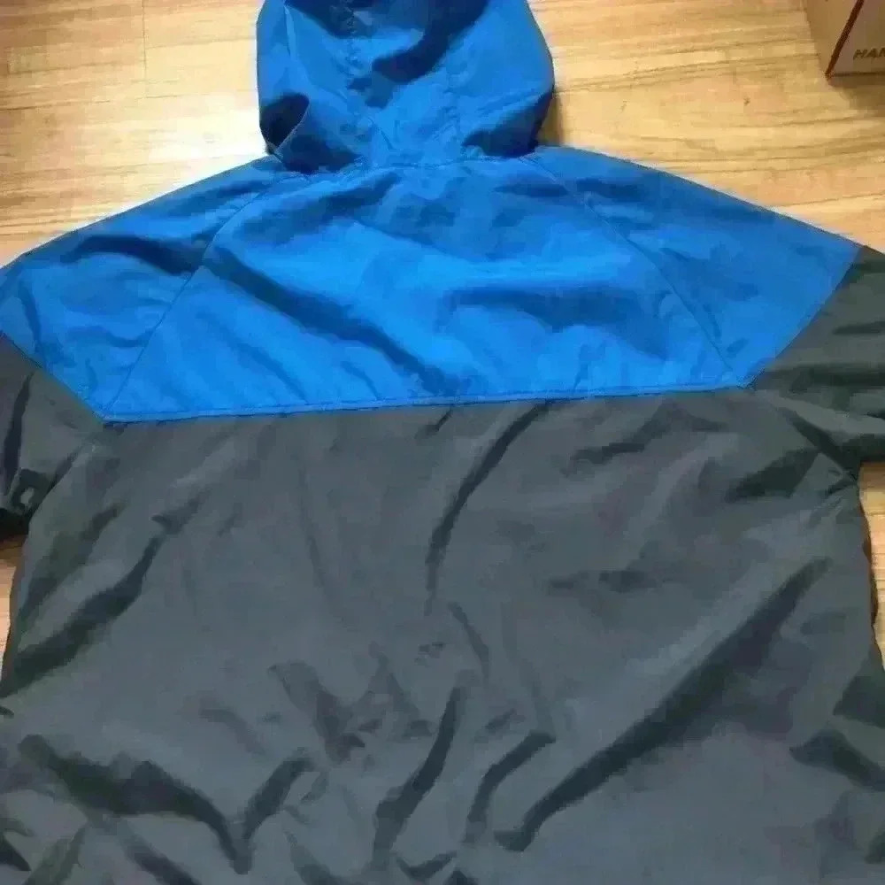 Disney jacket - Picture 11 of 11